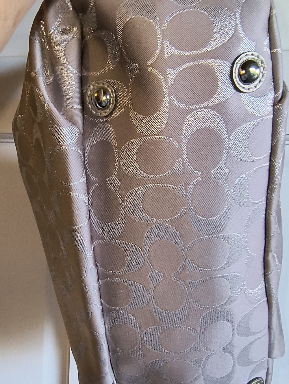COACH Authentic SOHO METALLIC Signature NS Tote HANDBAG F18910 $348 RETAIL EUC - Picture 4 of 7